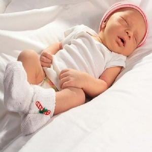 Newborn Caps & Hats  Red & White Single-Ply Baby Cap & Sock Set